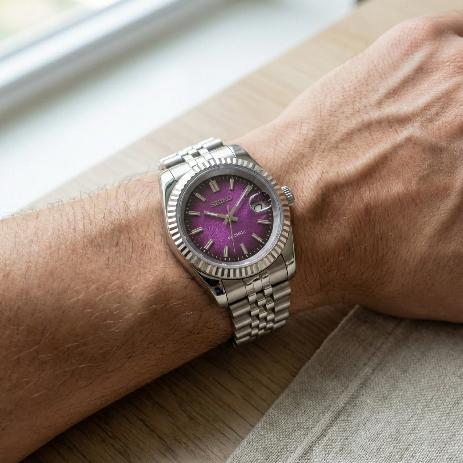 SeikoJust – Purple Texture