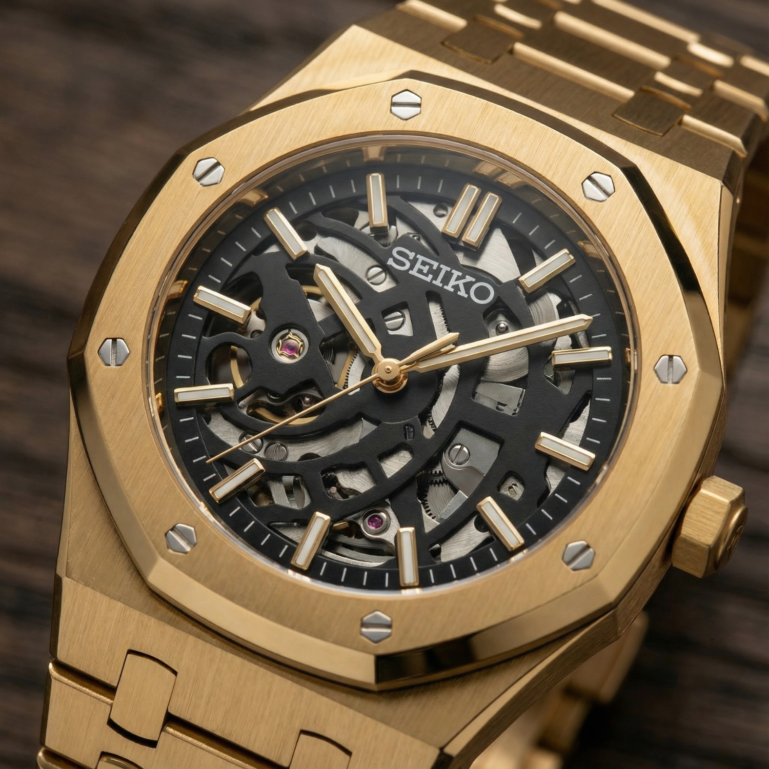 Royal Seikoak - Gold Skeleton