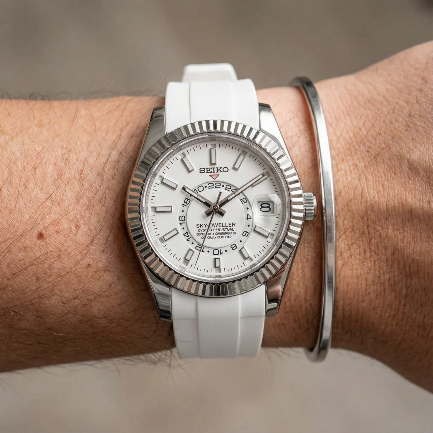 SeikoJust - Sky Dweller Rubber White