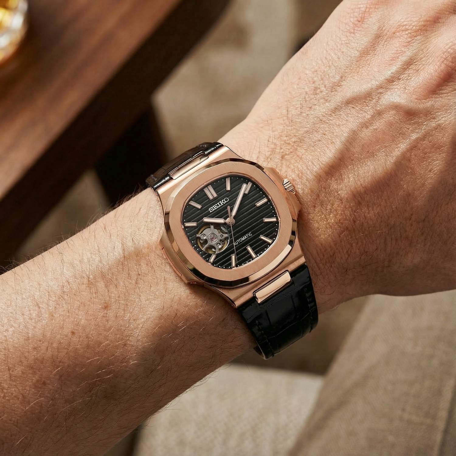 Nautiko - Rose Gold Black Leather