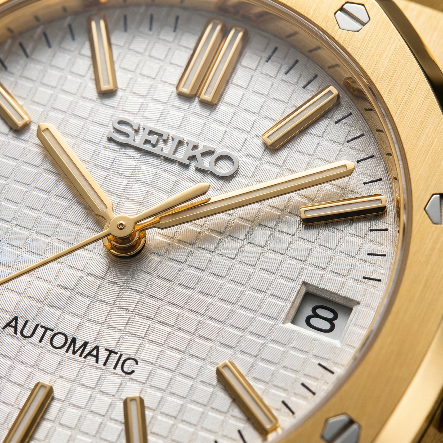 Royal Seikoak - Gold White