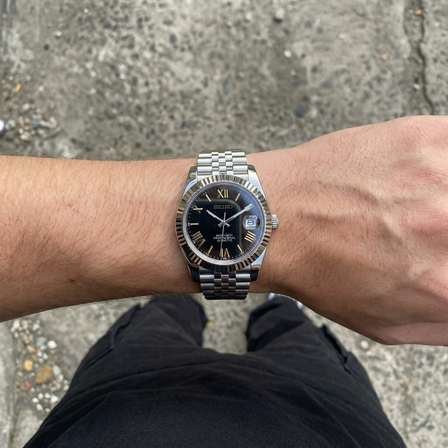 SeikoJust - Roman Gold Black