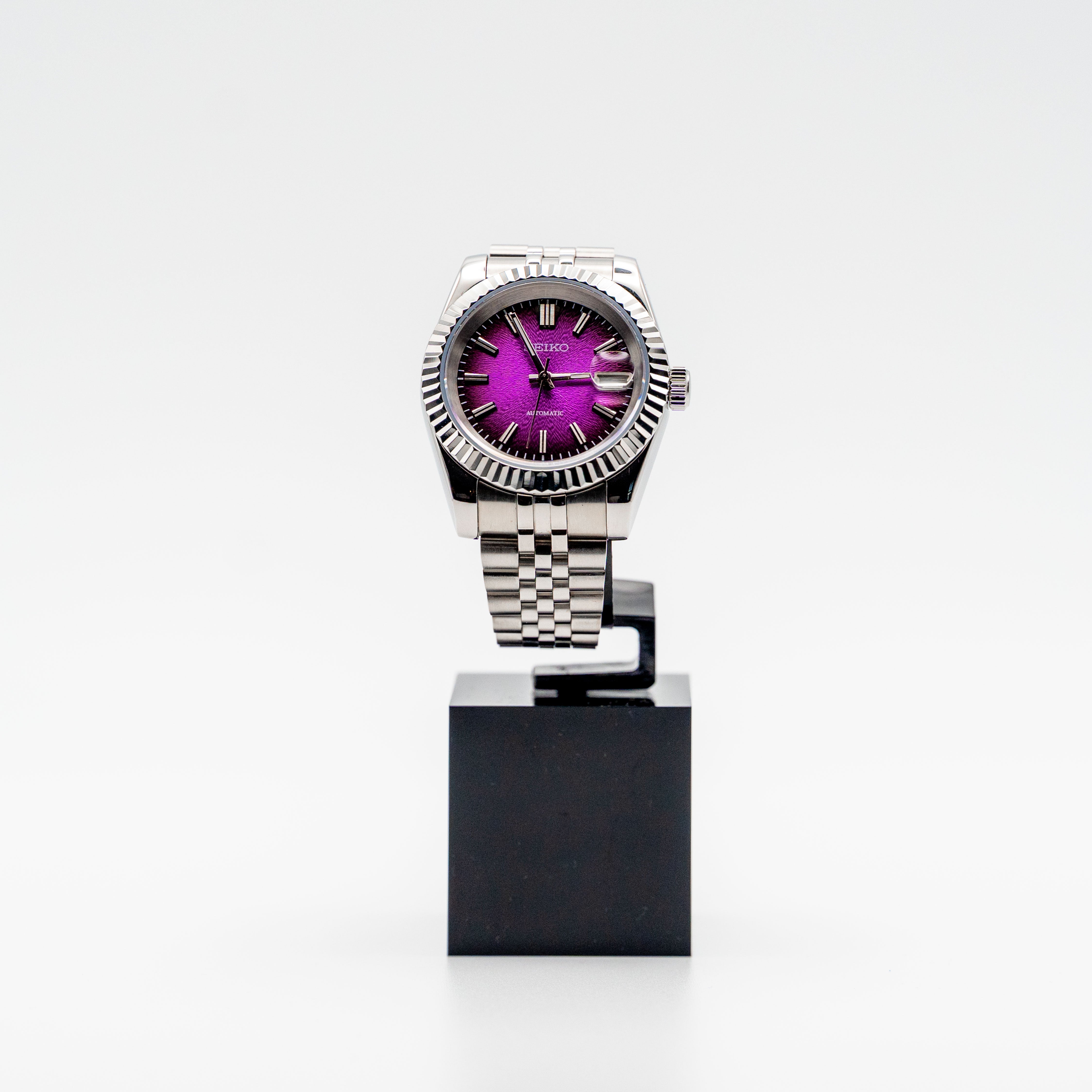 SeikoJust – Purple Texture