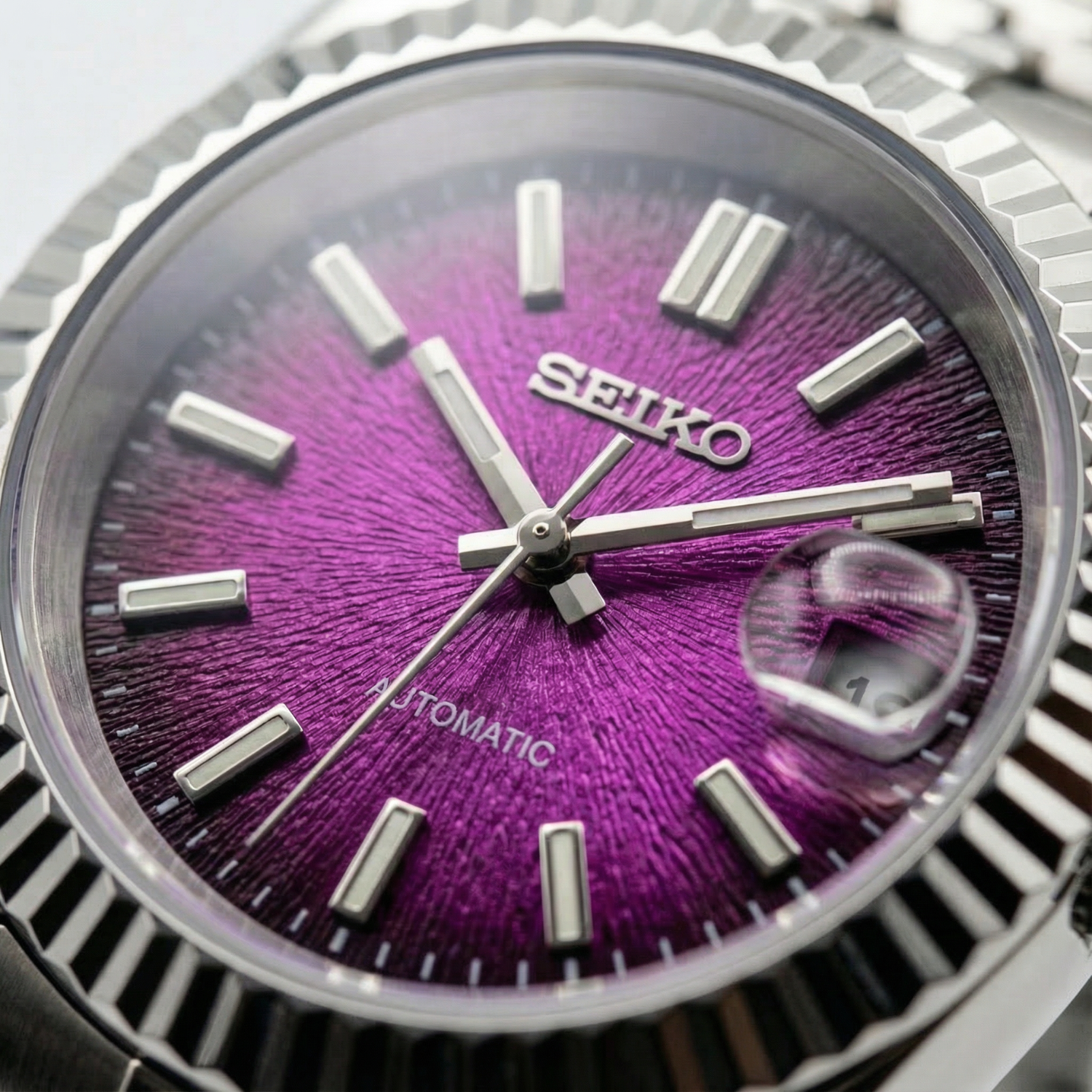 SeikoJust – Purple Texture